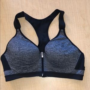 Victoria’s Secret women’s sports bra
